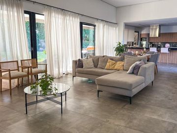 Casa en Venta en La Vacherie, 3 hab + escritorio