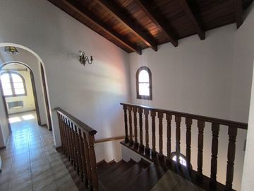 CASA BARRIO BOMBAL A MTS DE CASINO, CIUDAD, MZA.