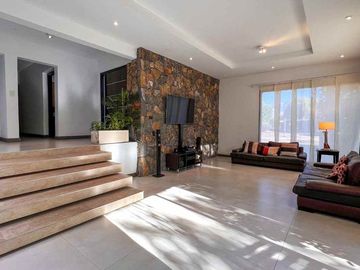 Casa a la venta Vistalba Country, 4 dormitorios