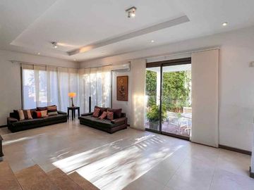 Casa a la venta Vistalba Country, 4 dormitorios
