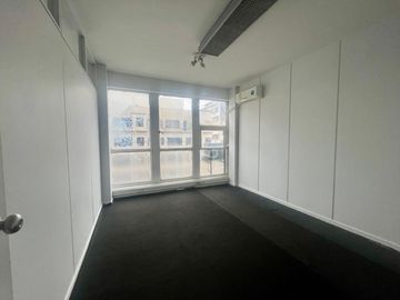 OFICINA  138 m² AV. CORRIENTES SAN NICOLAS