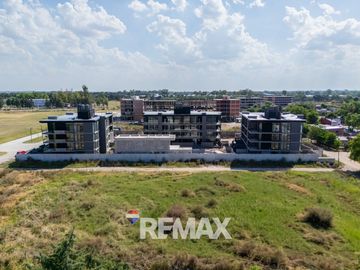 DEPARTAMENTO 3 AMBIENTES CON JARDIN CANNING VENTA