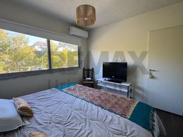VENTA CASA DUPLEX PILETA  GALERIA BARRIO CUBE