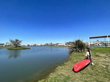 LOTE EN VENTA CON ESCRITURA 471m² LAGUNA AZUL