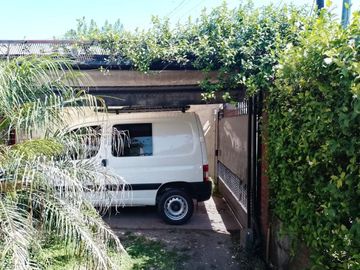 Casa en venta de 3 ambientes financiada