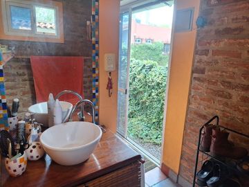CASA 4 Amb. y CASA 2 Amb. y Quincho VENTA L.ZAMORA