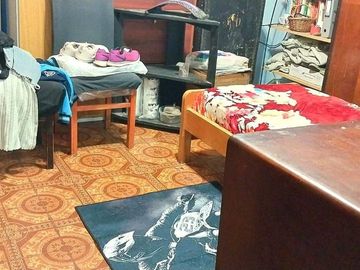 VENDE CASA Y LOCALES ,ESQUINA COMERCIAL ÚNICA, LDZ