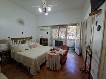 VENTA AMPLIO PH 4 AMB. EXC ESTADO CABALLITO