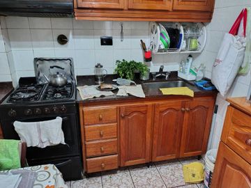 VENTA CASA, JARDIN y GALPON - 126m Cub / 300m Lote