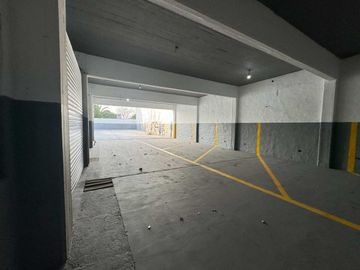 VENTA LOCAL COMERCIAL COCHERAS Y LOCAL MERLO CENTR