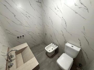 VENTA DEPTO 2 AMB TERRAZA Y COCHERA - ITUZAING0
