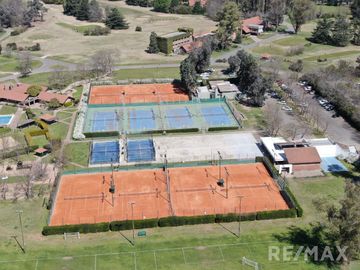 VENTA CASA 4 AMB  C/PILETA  LAS PRADERAS DE LUJAN