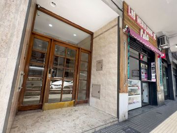 Venta Dpto 3 ambientes balcón al frente Almagro