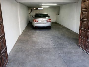 IMPORTANTE CASA SE VENDE EN COLECTORA DE GRAL PAZ