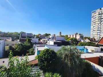 IMPORTANTE CASA SE VENDE EN COLECTORA DE GRAL PAZ