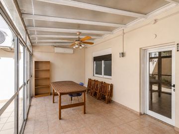 Departamento 3 ambientes-Patio-Cochera-Recoleta