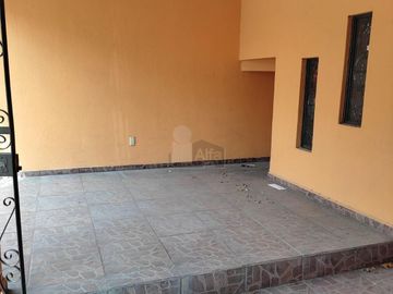 Casa en Venta / Renta en Privada Huerta Real