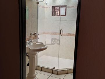 Casa en Venta / Renta en Privada Huerta Real
