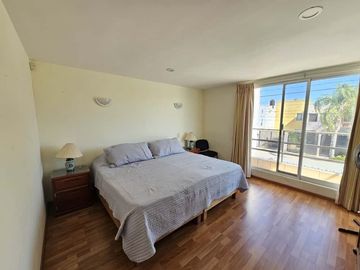 Casa en Venta en Pozos, 4 Recamaras con baño c/u | 3.2MDP