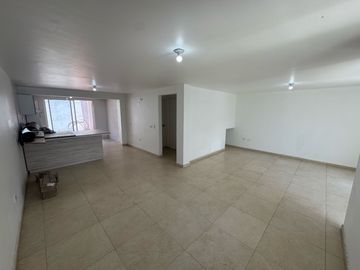 “Casa en Lerma – Residencial Los Olivos, lista para terminar de remodelar”