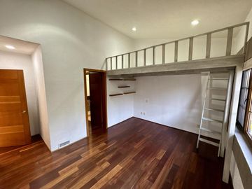 Casa en Venta o en Renta en el exclusivo Residencial y Club de Golf Los Encinos