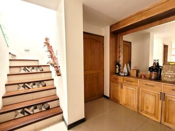 Apartamento en venta de 3 habitaciones con terraza en Bogotá, Puente Largo.