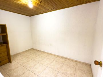 Casa en venta de 6 habitaciones en Bogotá, Carimagua.