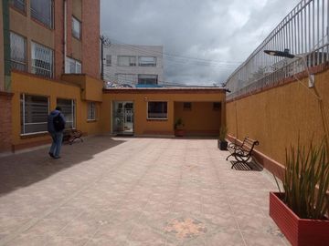 Apartamento en venta de 2 habitaciones en Bogotá, Spring.