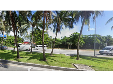 Local en Venta Zona Hotelera sobre Av, Kukulcán, Km 6.5, Cancun