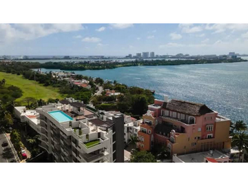 Local en Venta Zona Hotelera sobre Av, Kukulcán, Km 6.5, Cancun