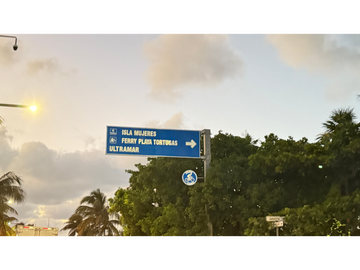 Local en Venta Zona Hotelera sobre Av, Kukulcán, Km 6.5, Cancun