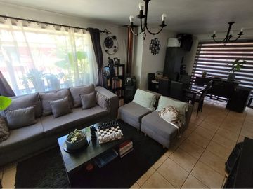 CASA EN VENTA EN MACHALÍ: CONDOM MIRAFLORES, 3D|2B