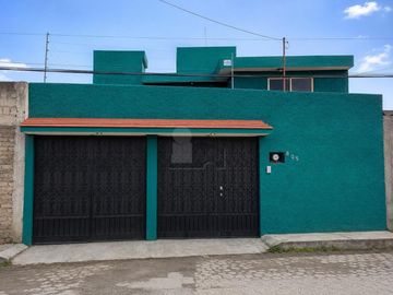 Casa Sola en Venta en Capultitlán, Toluca. (Ejido)