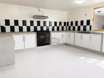 Casa Sola en Venta en Capultitlán, Toluca. (Ejido)
