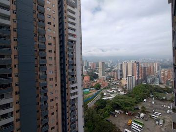 ARRIENDO de APARTAMENTO en SABANETA