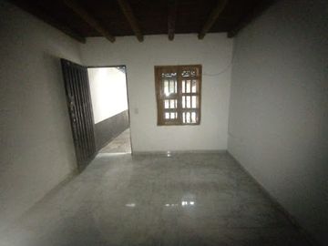 ARRIENDO de LOCALES en SABANETA