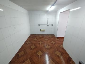 ARRIENDO de LOCALES en SABANETA