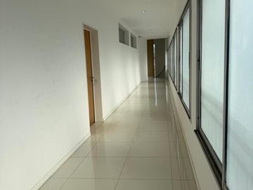 Edificio Comercial en Venta en Pilar