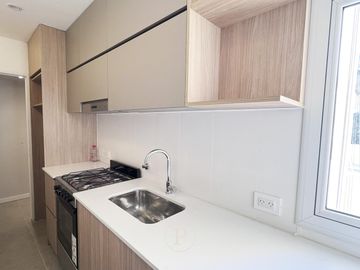 Alquiler Departamento 2 ambientes reciclado con espacio de cochera en Guemes