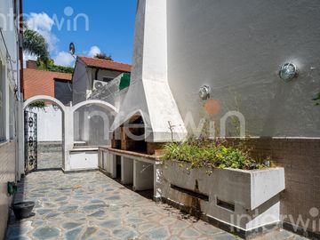 Departamento tipo Casa en Venta - 5 amb. -  Jardín - Cochera- Baulera - Belgrano - Belgrano R.