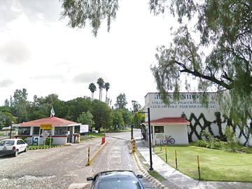 TERRENO EN VENTA EN TEQUISQUIAPAN ENE EL FRACC. CLUB DE GOLF. Erick