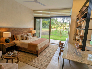 CASA EN VENTA MERIDA, CLUB DE GOLF LA CEIBA, ENTREGA INMEDIATA.