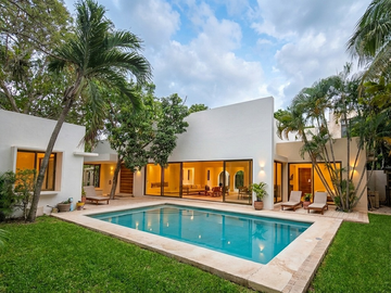 CASA EN VENTA MERIDA, CLUB DE GOLF LA CEIBA, 1 PLANTA, ENTREGA INMEDIATA.