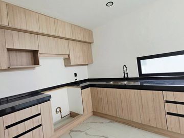 ESTRENA CASA EN VENTA NUEVA Y MODERNA EN REFUGIO, SOBRE CALLE, QUERÉTARO