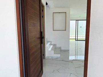 ESTRENA CASA EN VENTA NUEVA Y MODERNA EN REFUGIO, SOBRE CALLE, QUERÉTARO