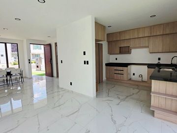 ESTRENA CASA EN VENTA NUEVA Y MODERNA EN REFUGIO, SOBRE CALLE, QUERÉTARO