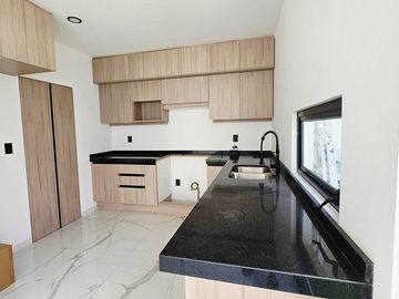 ESTRENA CASA EN VENTA NUEVA Y MODERNA EN REFUGIO, SOBRE CALLE, QUERÉTARO