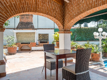 EN RENTA ESPECTACULAR RESIDENCIA EN TABACHINES