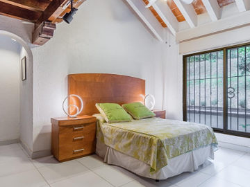 EN RENTA ESPECTACULAR RESIDENCIA EN TABACHINES