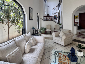 Casa en venta en Puerta de Hierro coto Asturias